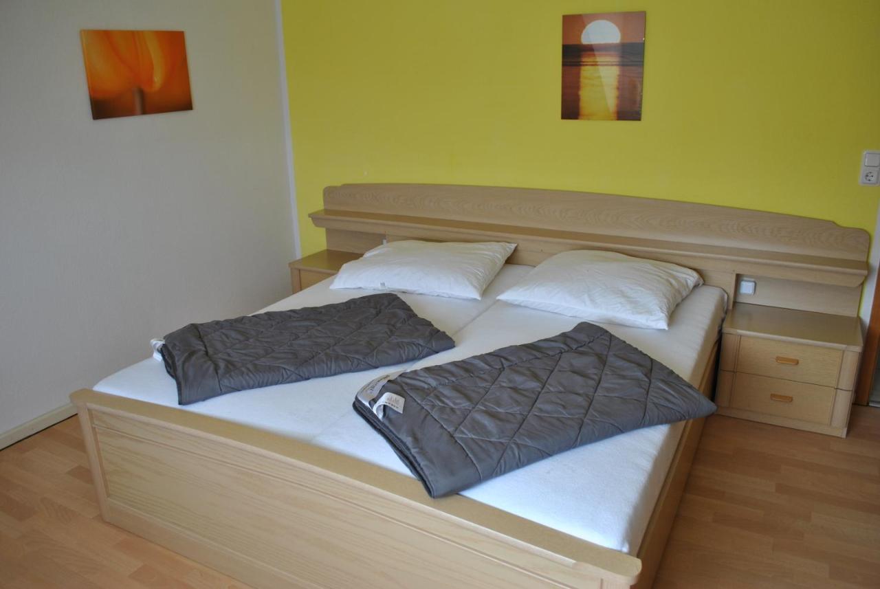 Ferienwohnungen Am Plaetlinsee Wustrow  Екстериор снимка